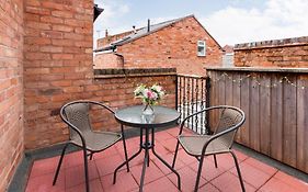 Duplex Loft Apartment With Balcony & Private Entrance In Jq Birmingham